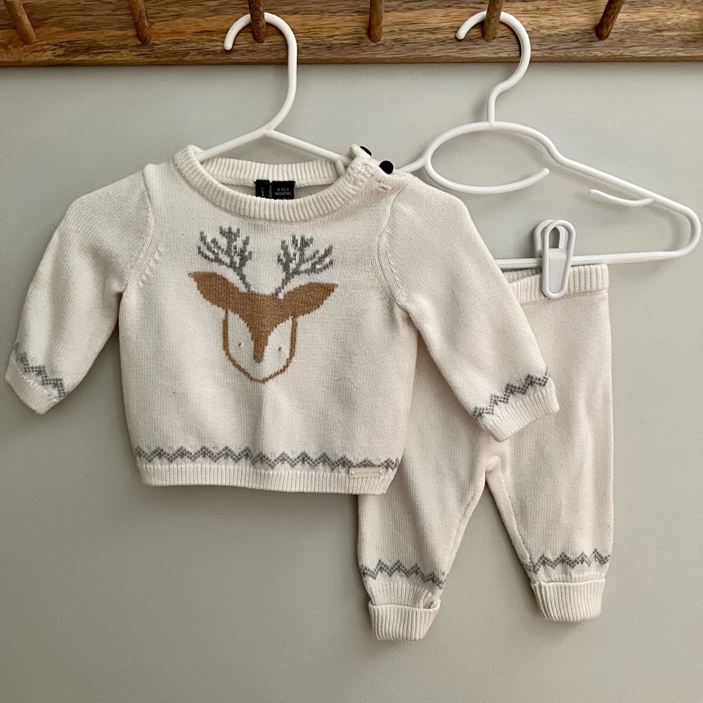 EUC Janie & Jack infant reindeer knit set, 0-3m